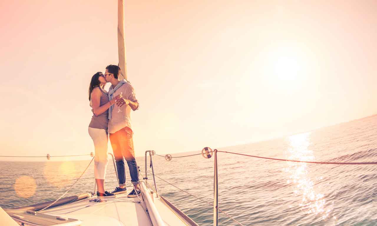 Best Valentine’s Day Celebration on a Yacht in Dubai