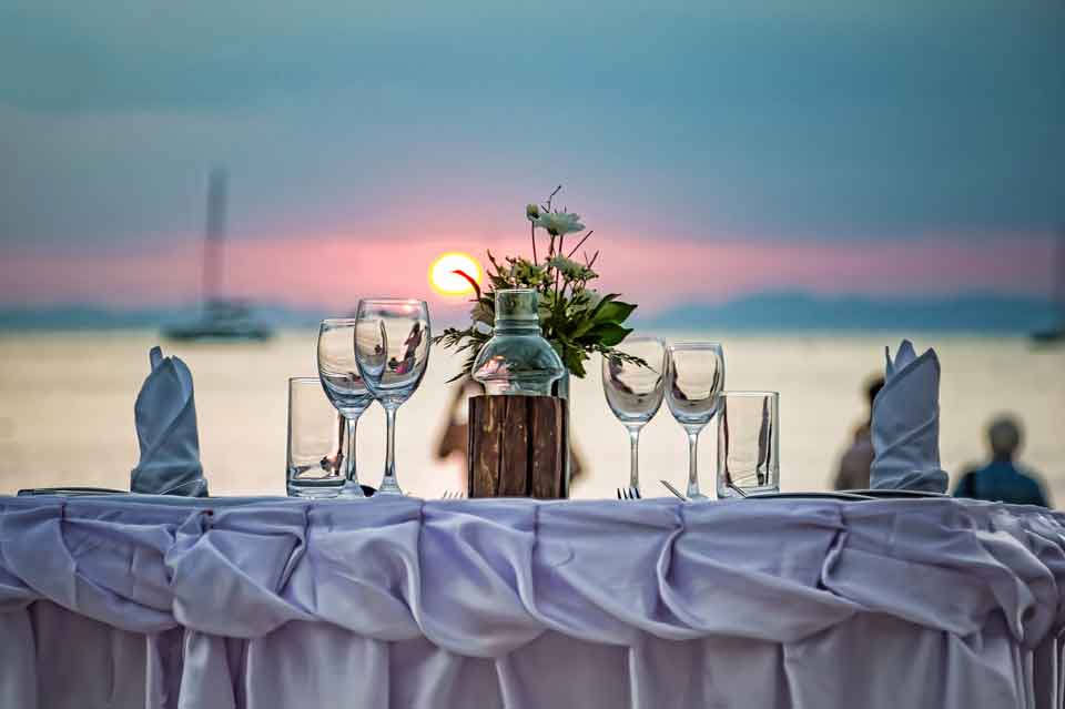 Romantic Sunset Dinner Cruise in Dubai Marina