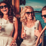 Corporate Yacht Parties in Dubai: How Yacht Rentals Organize Orientations, Conferences, and Business Events